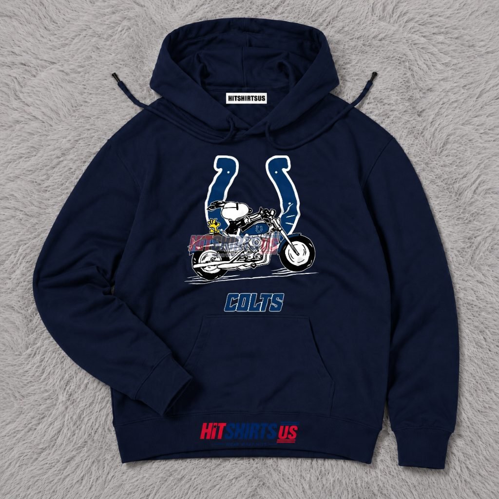 Snoopy Motorcycle Indianapolis Colts Horseshoe Hoodie Snoopy Motorcycle Indianapolis Colts Horseshoe Hoodie